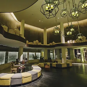 Bali Paragon Отель